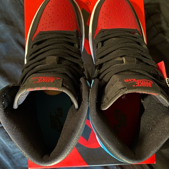 Nike Air Jordan High OG “UNC To Chicago” - Picture 6 of 10